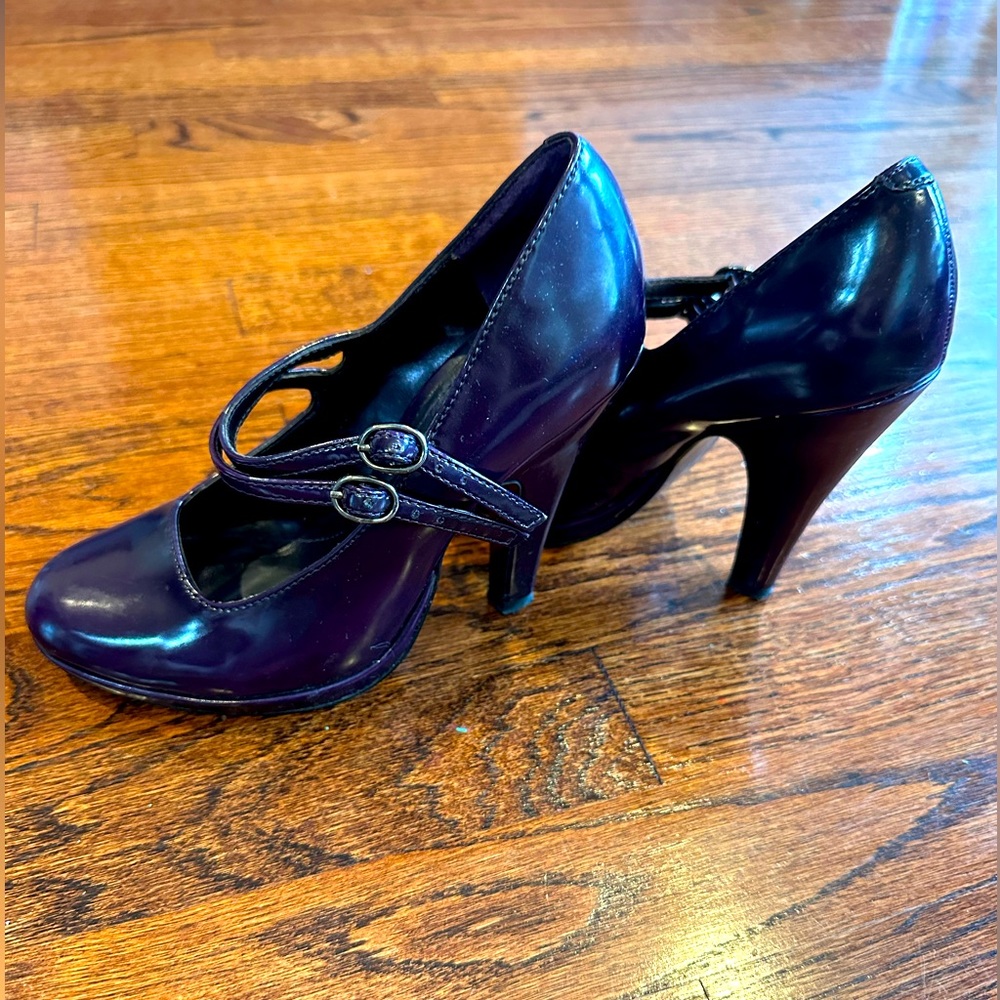 Aldo purple maryjanes - like new !